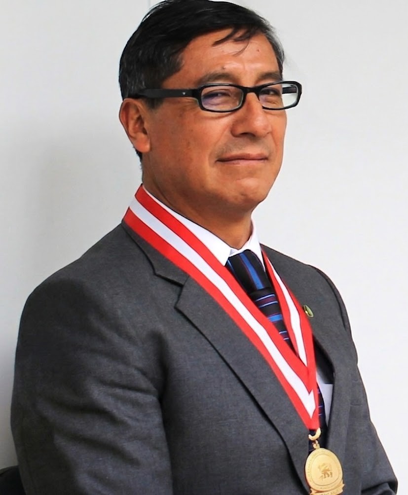 Dr. Juan Javier Leon García
